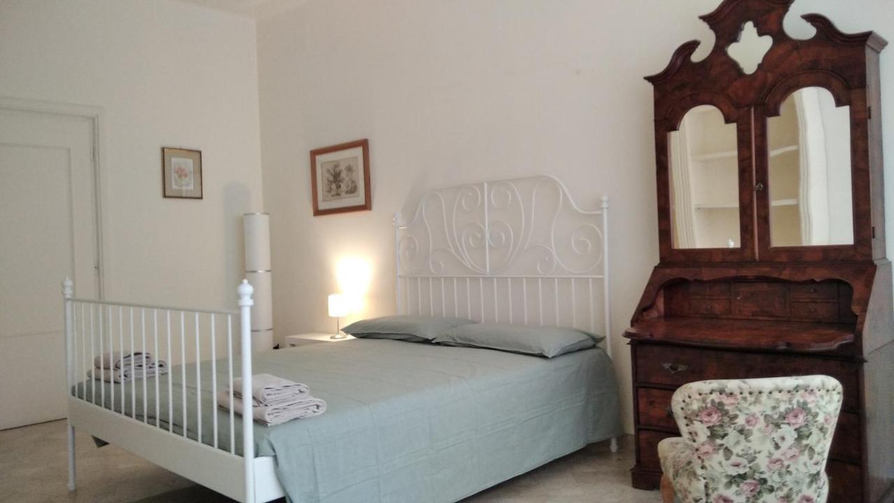 Piccinni House Bari Eksteriør billede